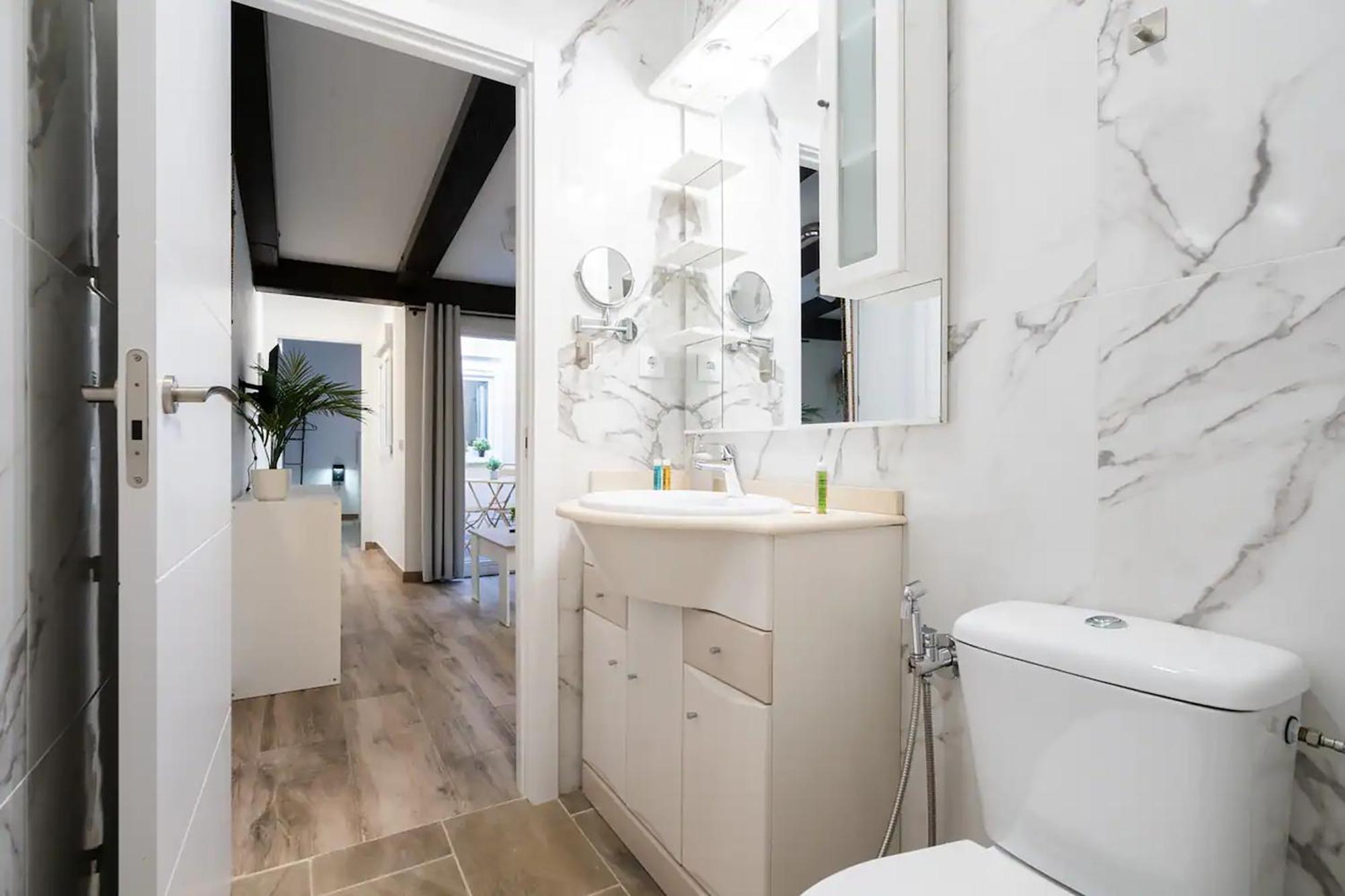 Charming San Isidro Apartment Madrid Luaran gambar