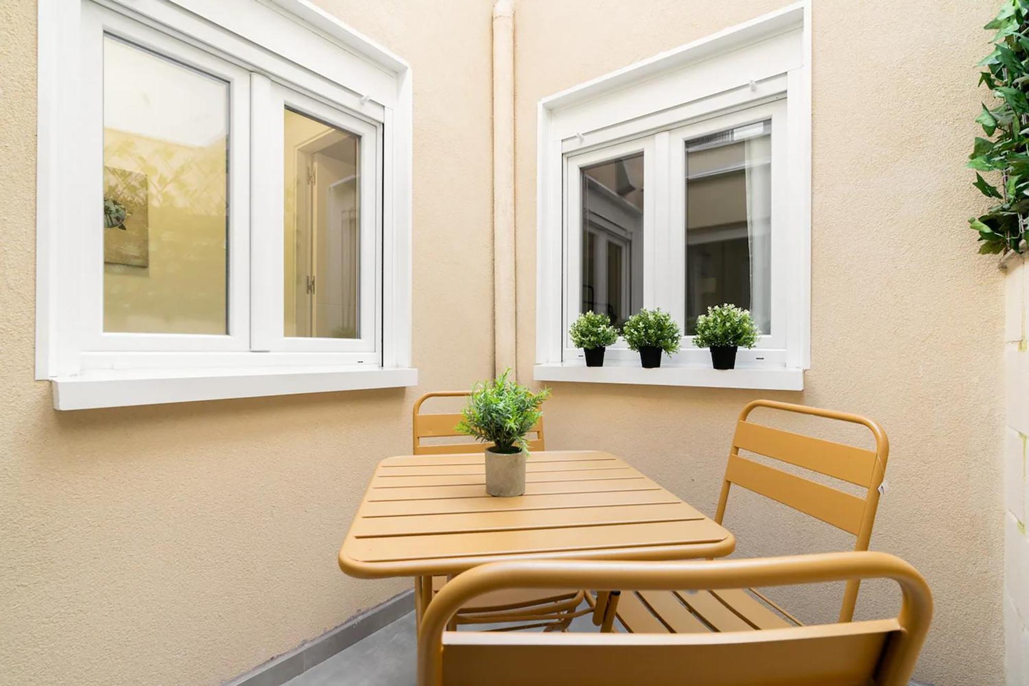 Charming San Isidro Apartment Madrid Luaran gambar