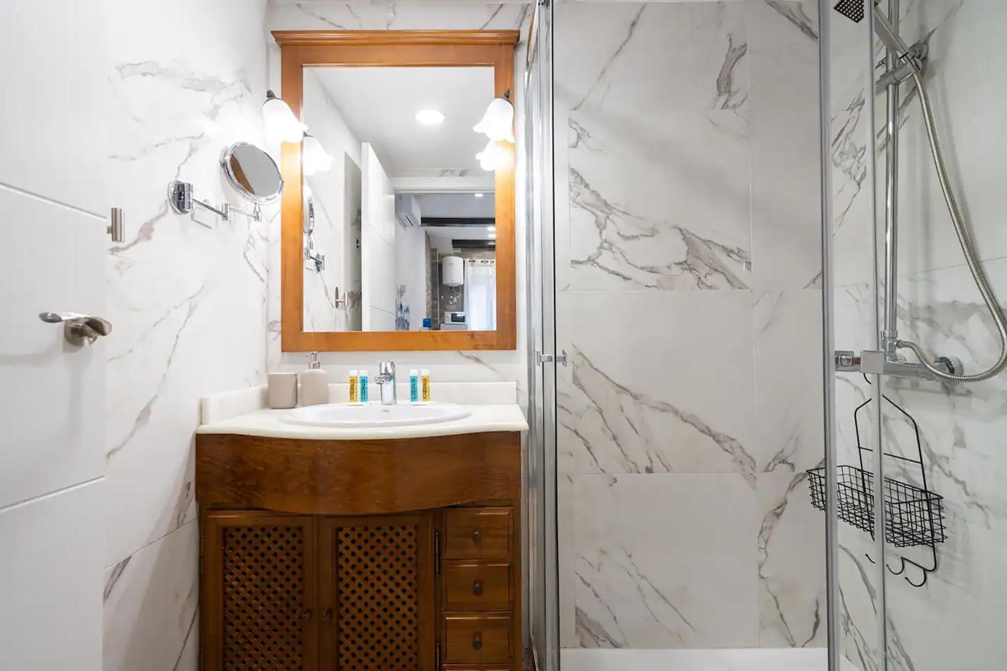 Charming San Isidro Apartment Madrid Luaran gambar
