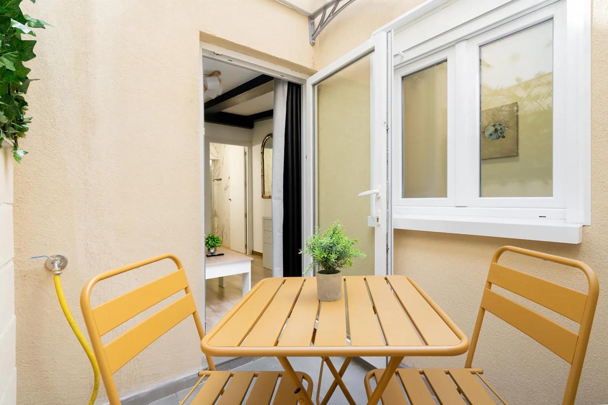 Charming San Isidro Apartment Madrid Luaran gambar